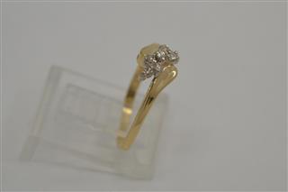 Diamond Fashion Ring 7 Diamonds .07ctw 14K Yellow Gold 1.5g Sz:5